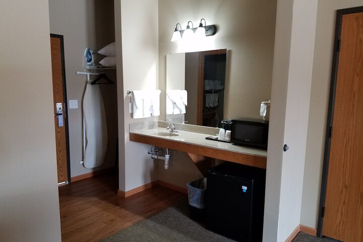 Room 12 of 21