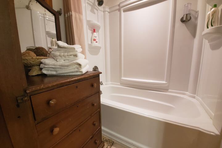 Room 35 of 53