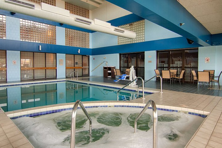 Pool 4 of 28