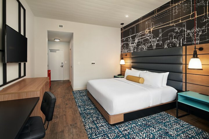 Room 22 of 47