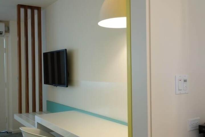 Room 52 of 85