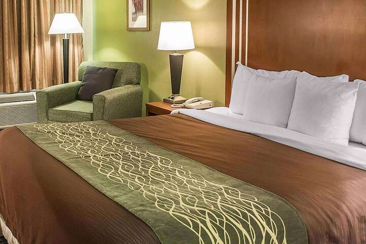 Room 46 of 87