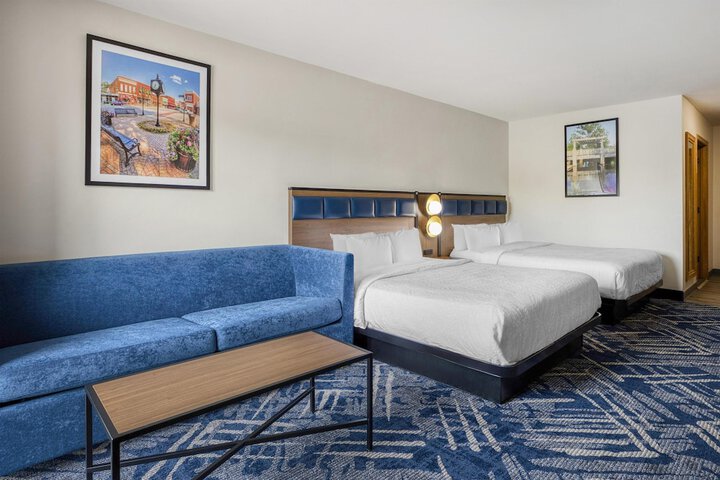 Best Western Indian Oak