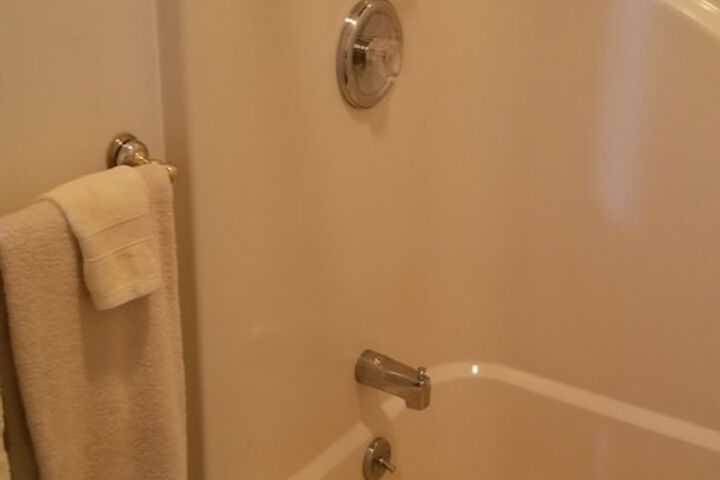 Room 13 of 26