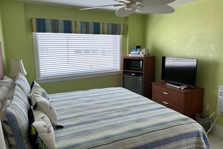 Room 50 of 70