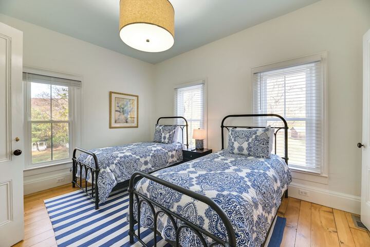 Spacious Naples Vacation Rental w / Private Hot Tub