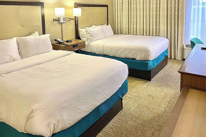 Room 14 of 51