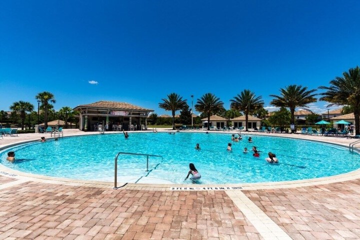 Pool 28 of 83