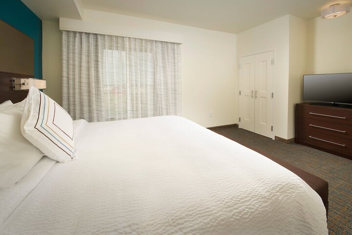 Room 20 of 29