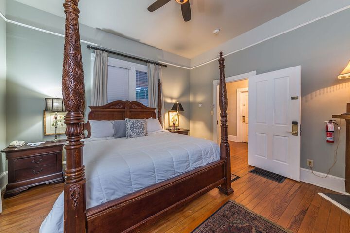 Beaufort Inn