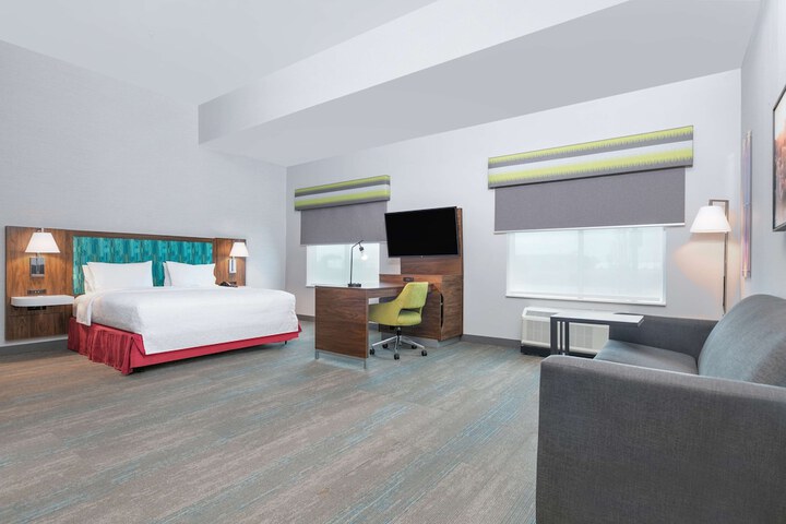 Room 13 of 20