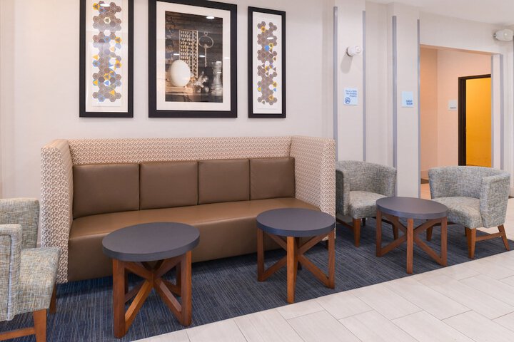 Holiday Inn Express & Suites Abilene by IHG