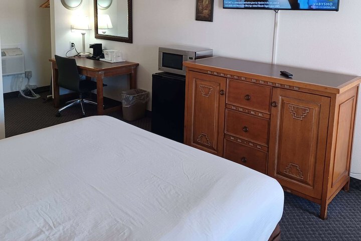 Room 69 of 82