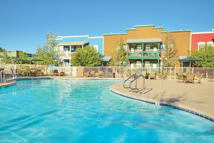 Pool 15 of 77