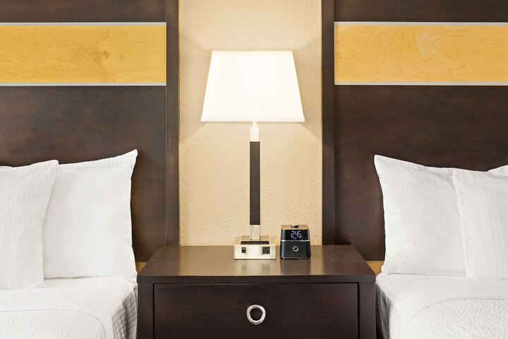 Room 21 of 29