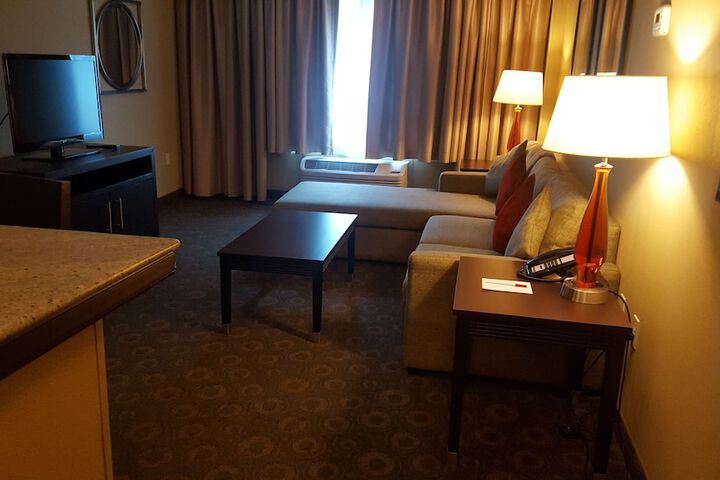 Room 37 of 115