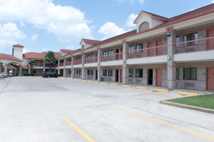 Hotel 2 of 16