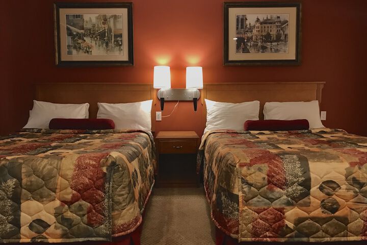 Room 28 of 38