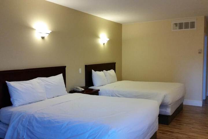 Comox Valley Inn & Suites