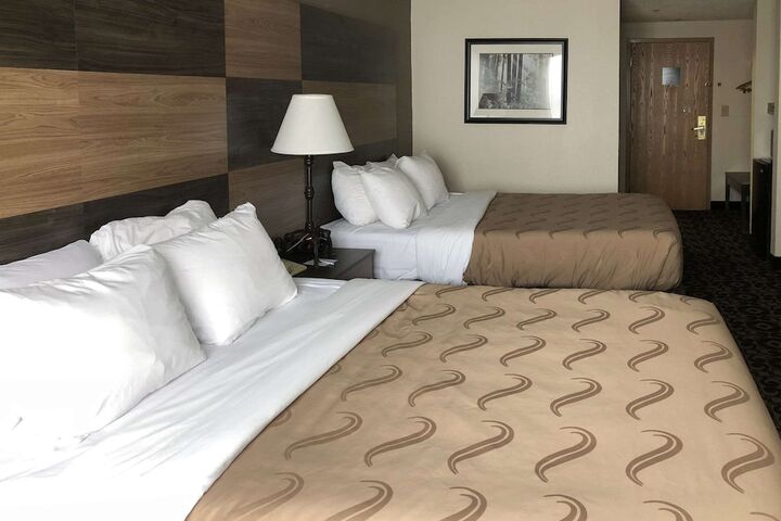Room 9 of 24