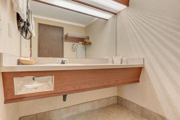 Redmond Inn
