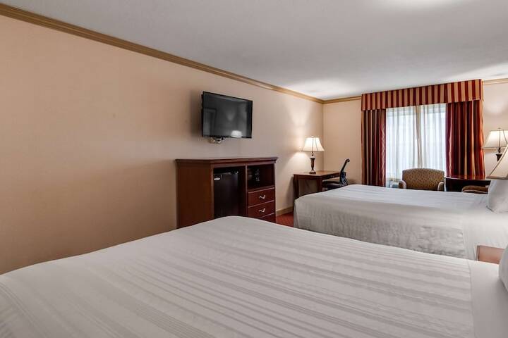 Room 10 of 37