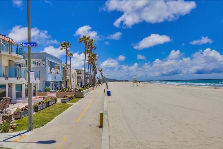 Beach 13 of 32
