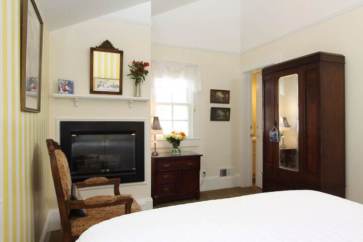 Room 22 of 113