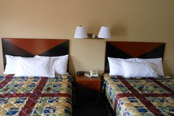 Room 14 of 24