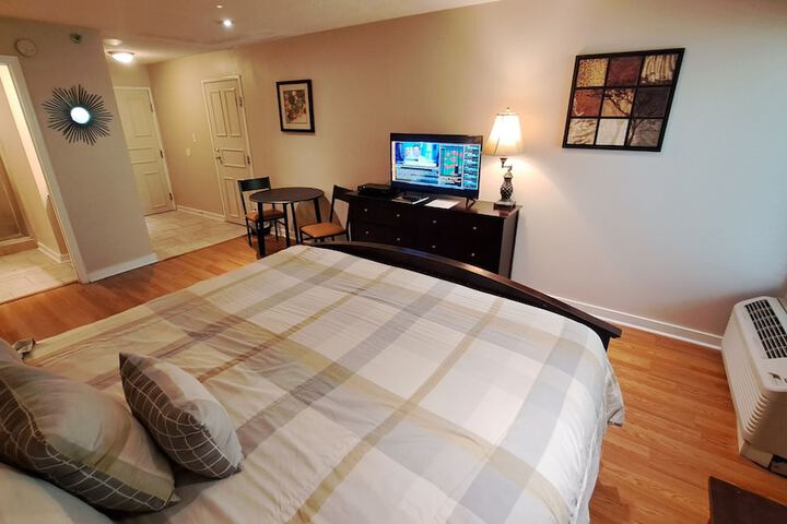 Room 28 of 159