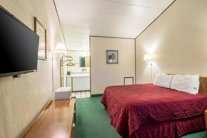 Rodeway Inn