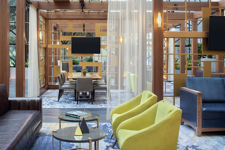 DoubleTree by Hilton Hotel Newark Airport