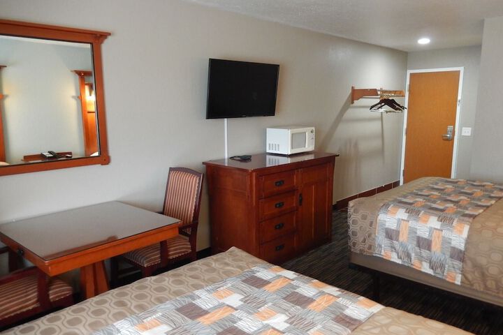 Motel 6 Rossford OH