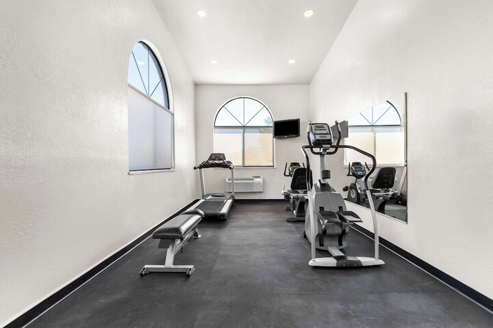 Health and Fitness 33 of 36