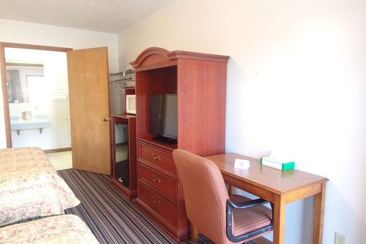 Room 6 of 22