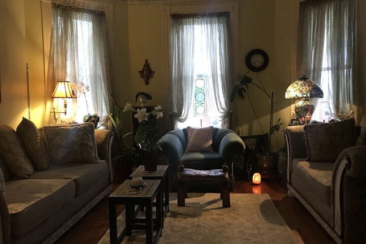 Historic Iron Horse Inn