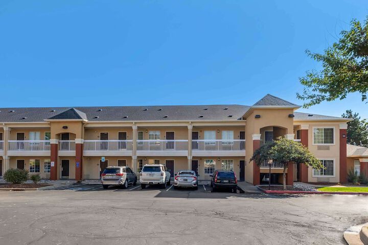 Hotel 3 of 33