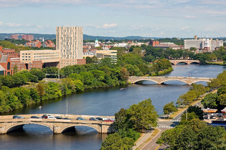 Courtyard by Marriott Boston-Cambridge