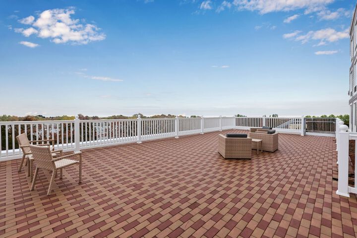 Terrace/Patio 42 of 43