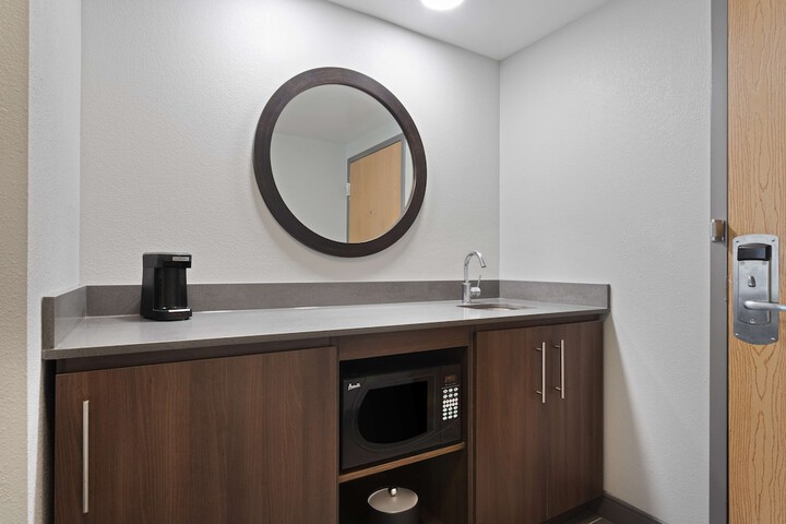 Room 13 of 47