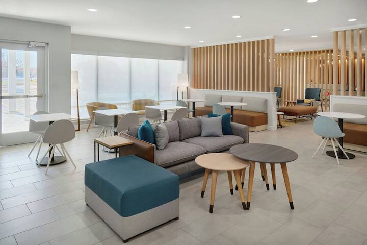 Towneplace Suites by Marriott Romeoville