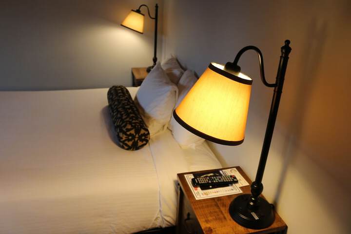 Room 14 of 21