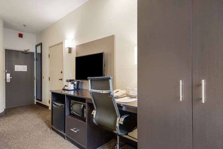 Room 26 of 36