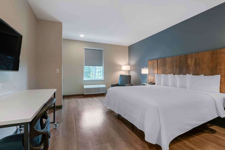 Room 16 of 37