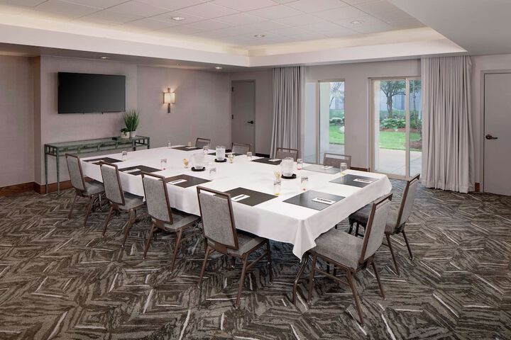 Embassy Suites by Hilton Boston Marlborough
