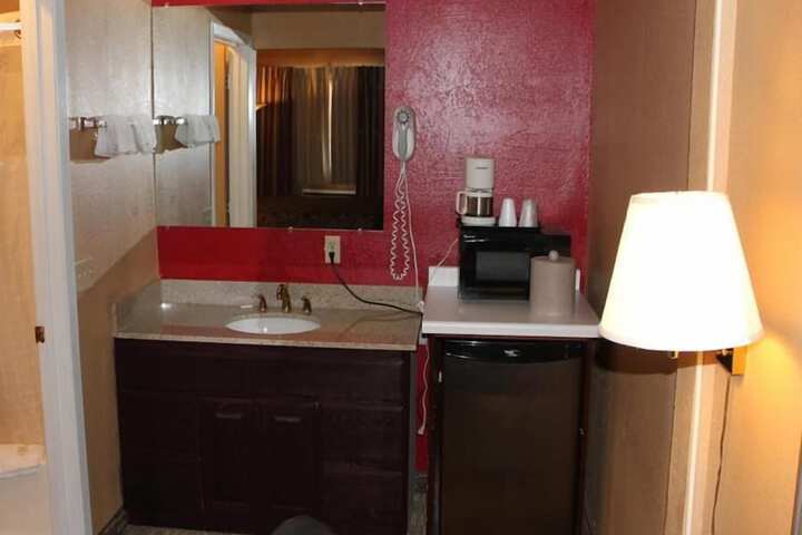 Room 19 of 31