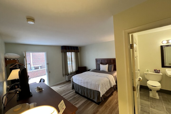 Room 19 of 87