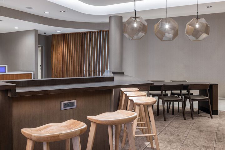 Hotel Interior 5 of 28