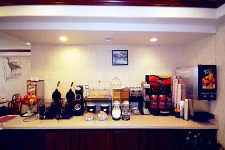 Comfort Inn & Suites Lincoln City