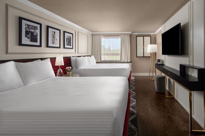 Room 13 of 75